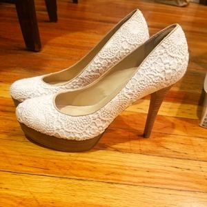 NEW Nine West Platform Pumps